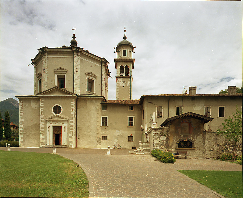 Chiesa della Beata Maria Vergine Inviolata con sagrato (CHIESA) - RIVA DEL GARDA (TN) 