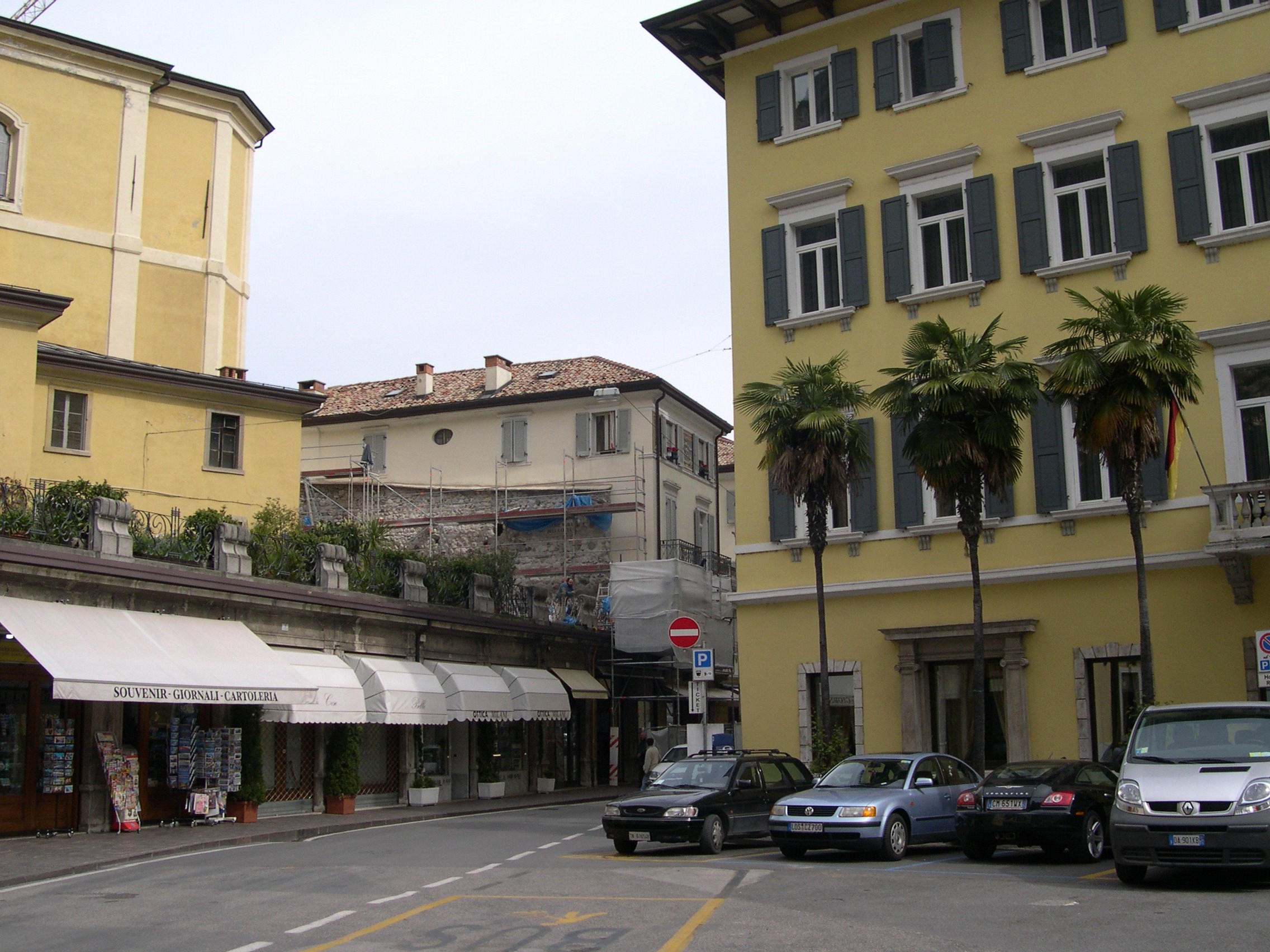 Tratto antica cinta muraria in V.le S. Francesco a Riva del Garda (MURA) - RIVA DEL GARDA (TN) 