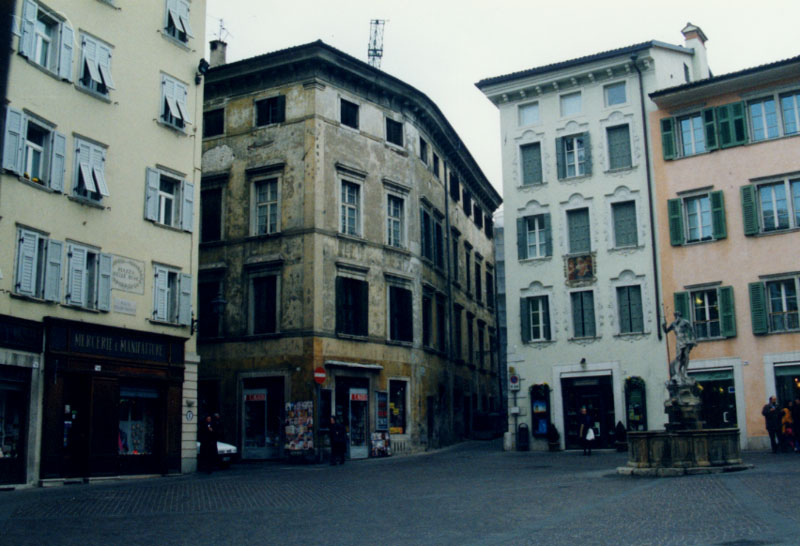 Casa p.ed. 666 CC. Rovereto (CASA) - ROVERETO (TN) 