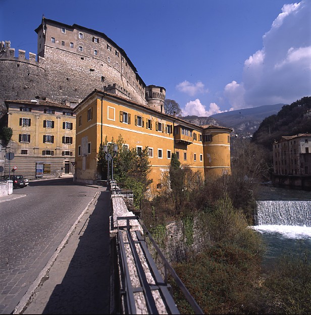 Caserma Guardia di Finanza "Damiano Chiesa" (CASERMA) - ROVERETO (TN) 