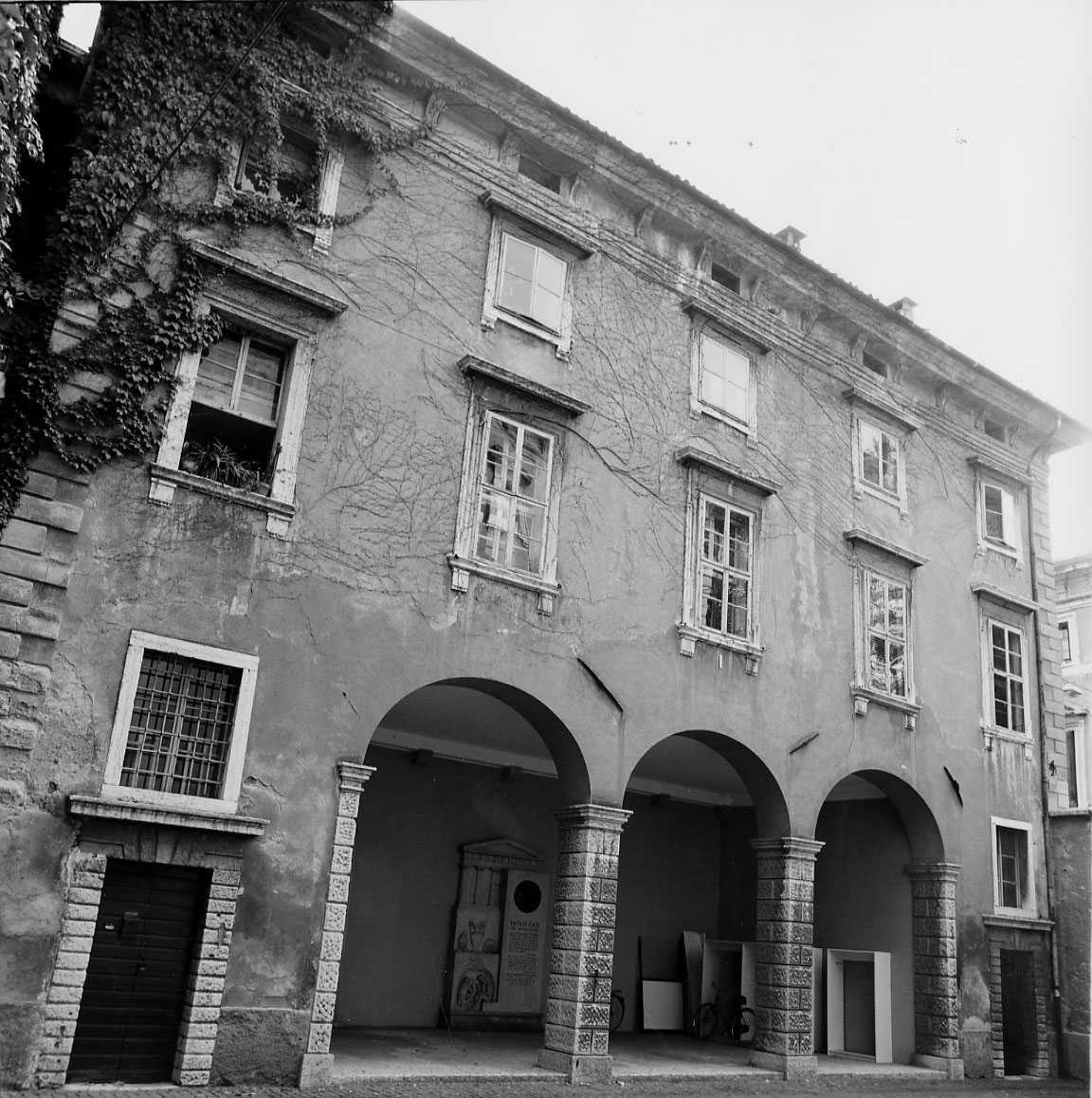 Casa su parte della p.ed. 680 CC. Rovereto (CASA) - ROVERETO (TN) 