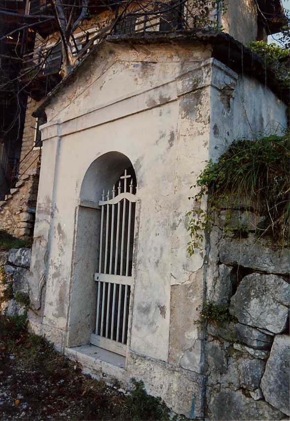 Edicola p. ed. 207/5 CC. Noriglio (EDICOLA) - ROVERETO (TN) 