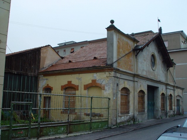 Compendio immobiliare ex Peterlini pp.ed. 943/1; 943/2 CC. Rovereto (CASA) - ROVERETO (TN) 