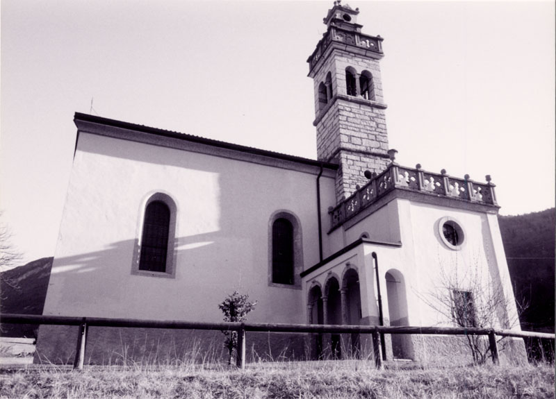 Santuario della B.M.V. di Caravaggio e sagrato p.f. 5244 (SANTUARIO) - SAN LORENZO DORSINO (TN) 