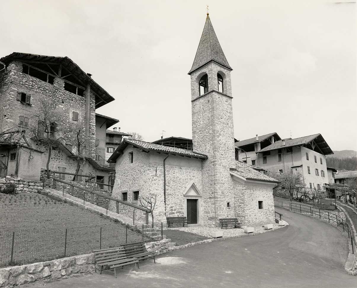 Chiesa dei SS. Sebastiano e Rocco p.ed. 251/1 CC. San Lorenzo (CHIESA) - SAN LORENZO DORSINO (TN) 