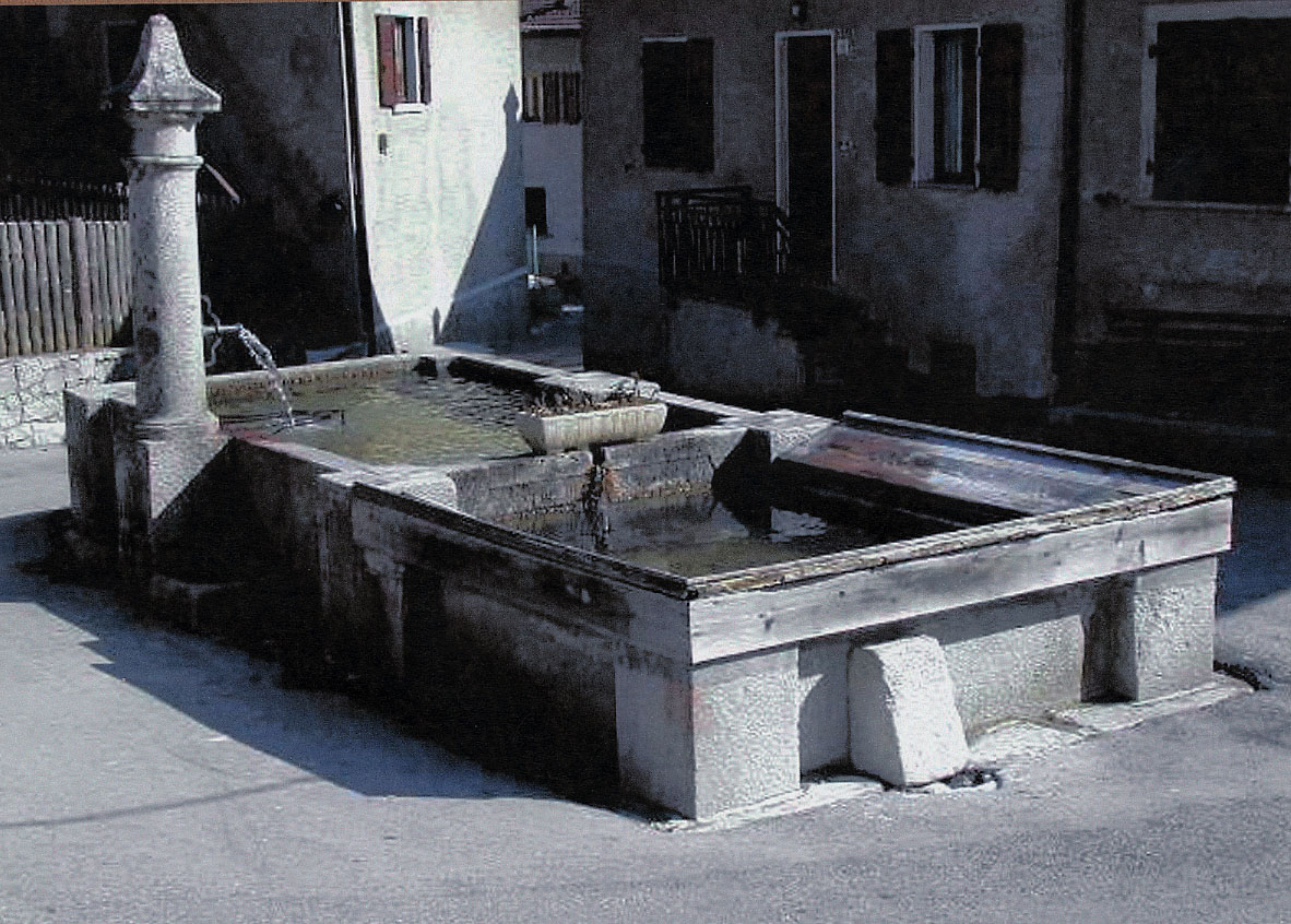 Fontana detta mortasio alto parte di p.f. 1904 CC. Mortaso I (FONTANA) - SPIAZZO (TN) 
