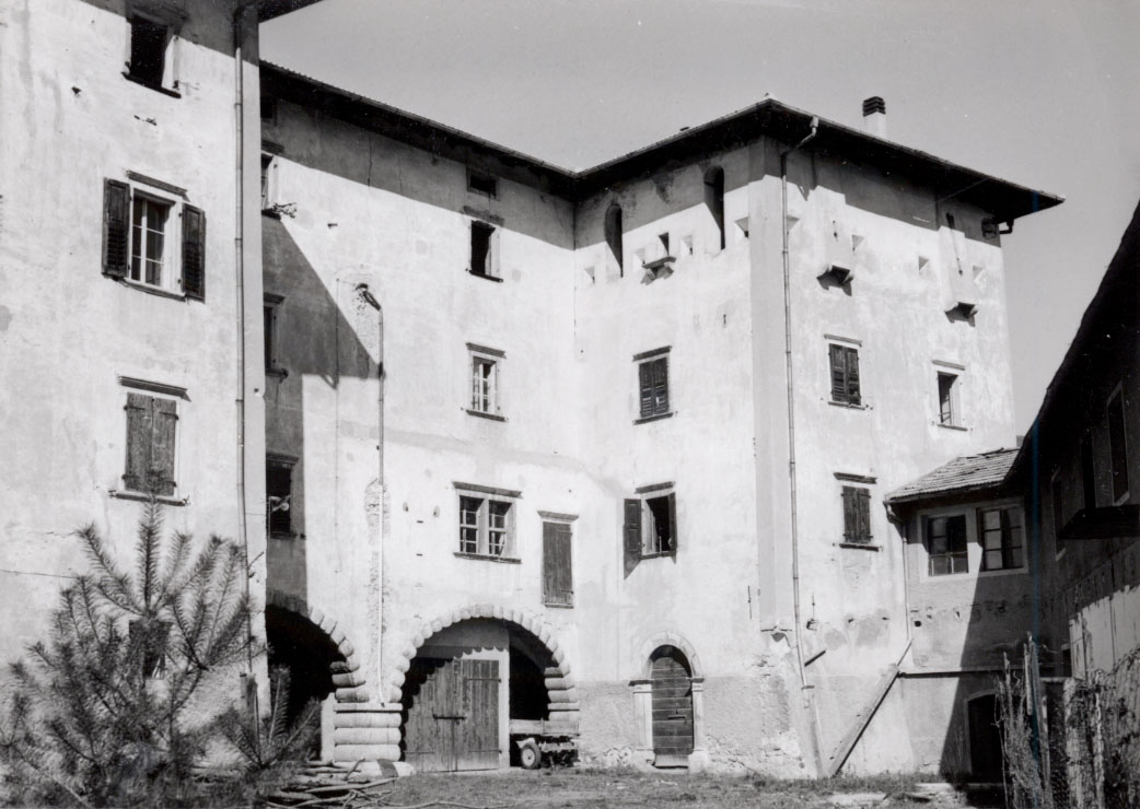 Castel Conci (CASTELLO) - PREDAIA (TN) 