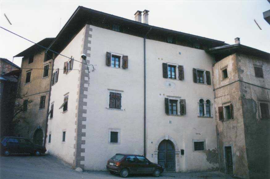 Palazzo p.ed. 222 Tassullo I (PALAZZO) - VILLE D'ANAUNIA (TN) 