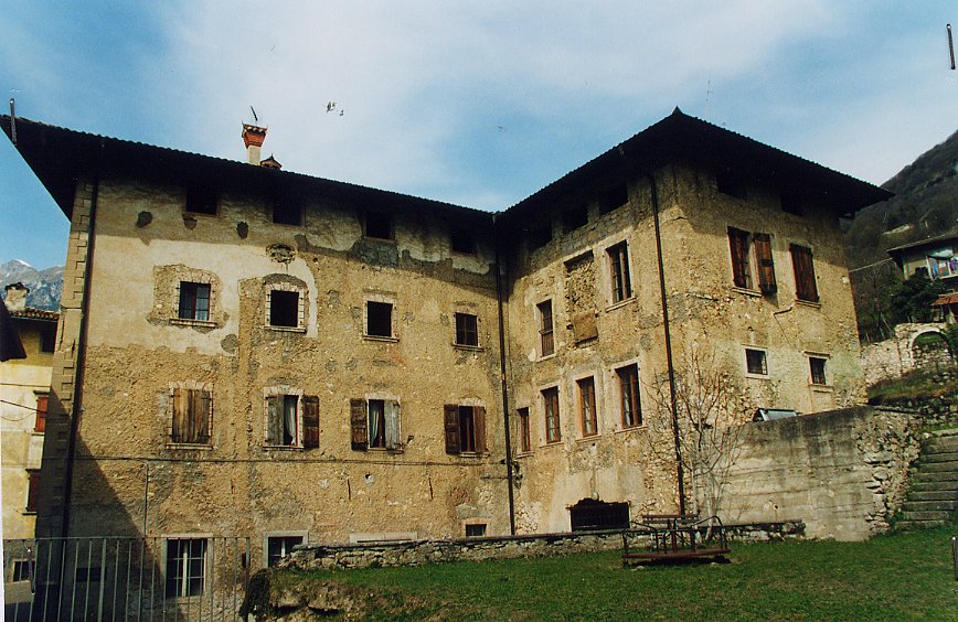 Palazzo Brocchetti p.ed. 35 CC. Tenno (PALAZZO) - TENNO (TN) 