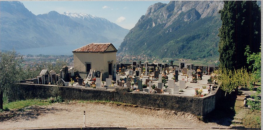 Cimitero p.ed. 427 CC. Cologna-Gavazzo (CIMITERO) - TENNO (TN) 