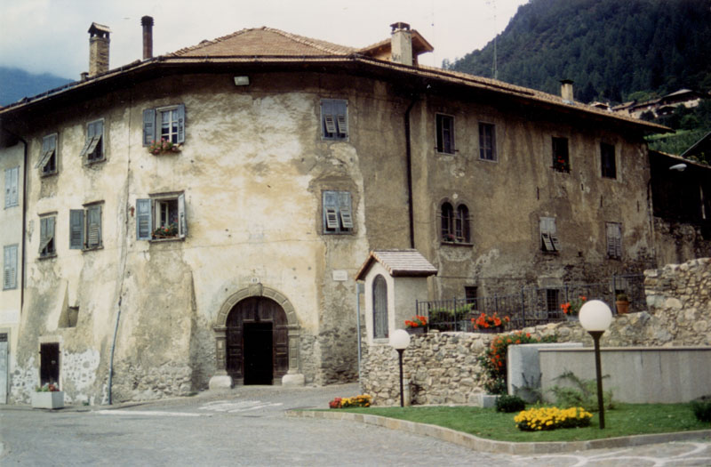 Casa p.ed. 29 CC. Terzolas (CASA) - TERZOLAS (TN) 