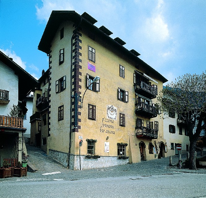 Albergo Ancora (CASA) - TESERO (TN) 