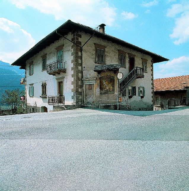 Casa Zeni con edicola (CASA) - TESERO (TN) 