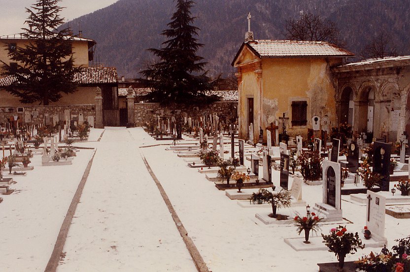 Cimitero di Tiarno di Sotto (CIMITERO) - LEDRO (TN) 