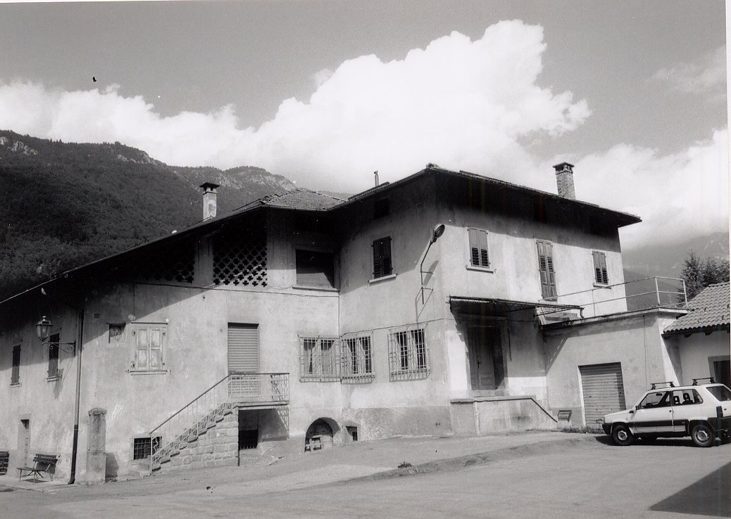 Casa ex Cooperativa (CASA) - TIONE DI TRENTO (TN) 