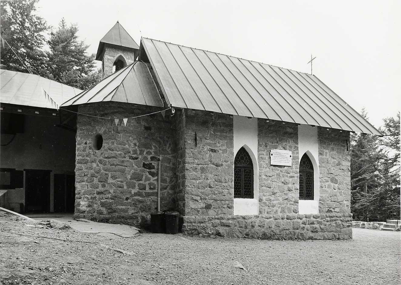 Cappella dell'Addolorata parte della p.ed. 1695 CC. Tione I (CAPPELLA) - TIONE DI TRENTO (TN) 