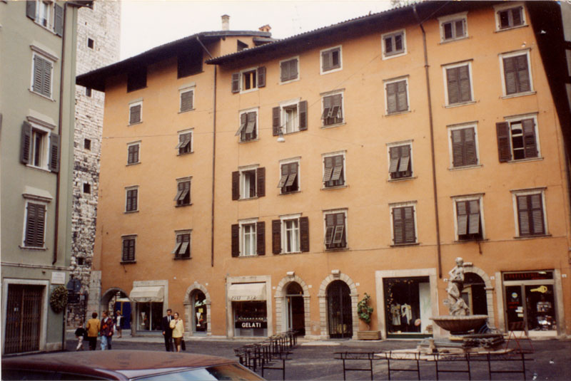 Casa pp.ed. 258, 259, CC. Trento (CASA) - TRENTO (TN) 