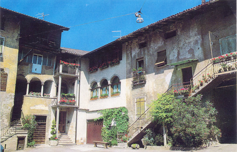 Casa Gerola p.ed. 152/3 CC. Mattarello (CASA) - TRENTO (TN) 