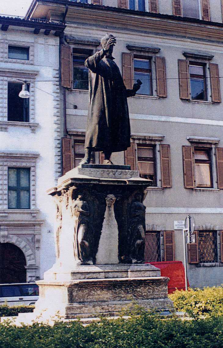 Monumento ad Alessandro Vittoria su parte della p.f. 2352 CC. Trento (MONUMENTO) - TRENTO (TN) 