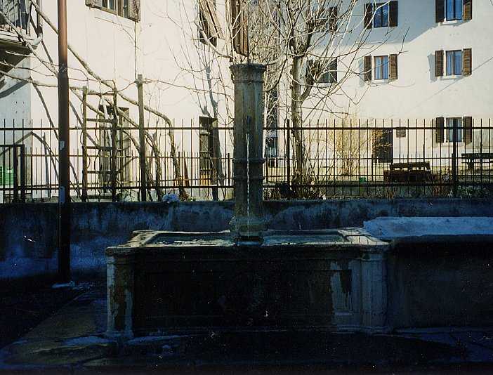 Fontana su parte della p.ed. 463 CC. Meano (FONTANA) - TRENTO (TN) 