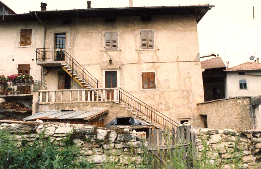 Centro polifunzionale p.ed. 60/1 p.m. 3 CC. Tres (CASA) - PREDAIA (TN) 