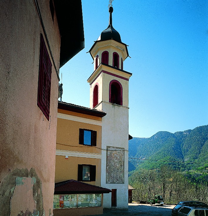 Campanile romanico e cappella (CAMPANILE) - VALFLORIANA (TN) 