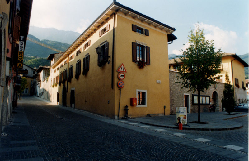 Casa ex Scrinzi p.ed. 77 CC. Villalagarina (CASA) - VILLA LAGARINA (TN) 