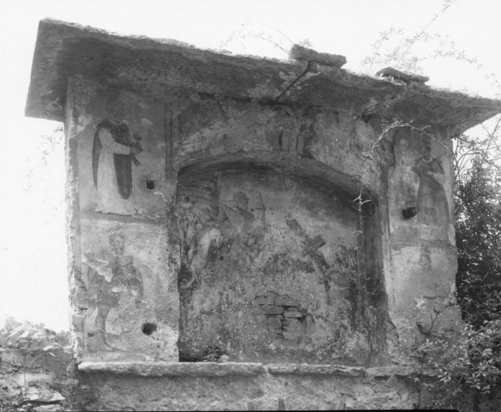 Edicola sacra su parte della p.f. 548 CC. Volano (EDICOLA) - VOLANO (TN) 