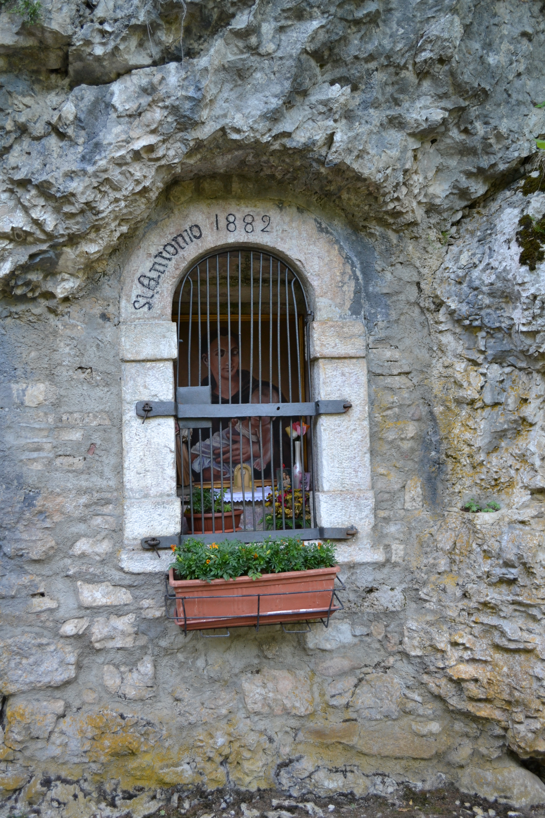 Edicola di S. Antonio da Padova parte di p.f. 1491/1 CC. Volano (EDICOLA) - VOLANO (TN) 