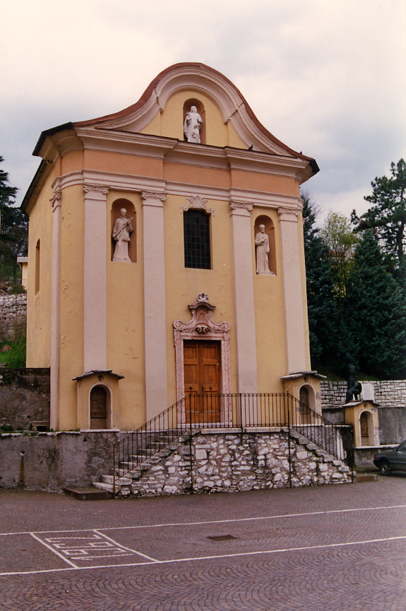 Cappella della confraternita (CAPPELLA) - VOLANO (TN) 