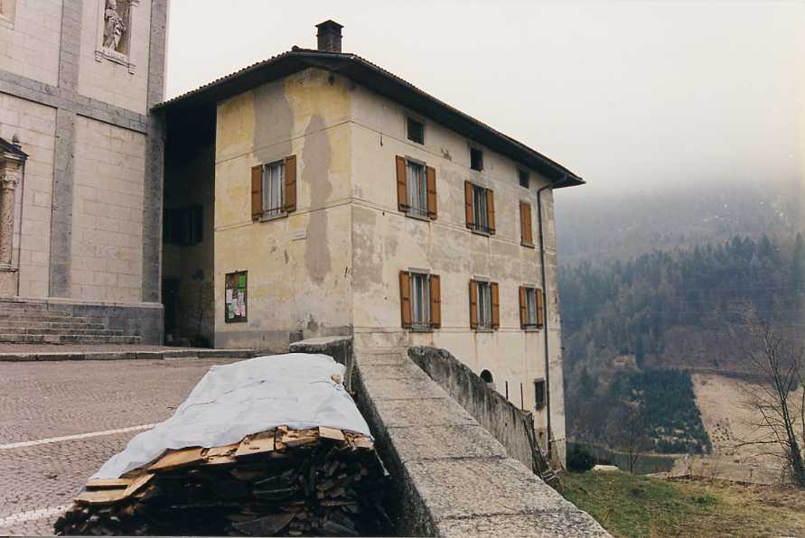 Canonica p.ed. 4 CC. Roncone (CANONICA) - SELLA GIUDICARIE (TN) 