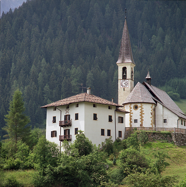 Canonica p.ed. 221 CC. Rumo (CANONICA) - RUMO (TN) 