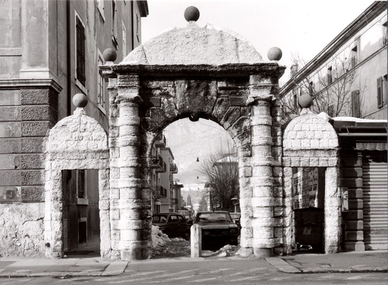 I Tre Portoni di Via Madruzzo (PORTALE) - TRENTO (TN) 