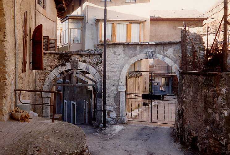 Portale insistente su parte della p.f. 2315/1 CC. Povo (PORTALE) - TRENTO (TN) 