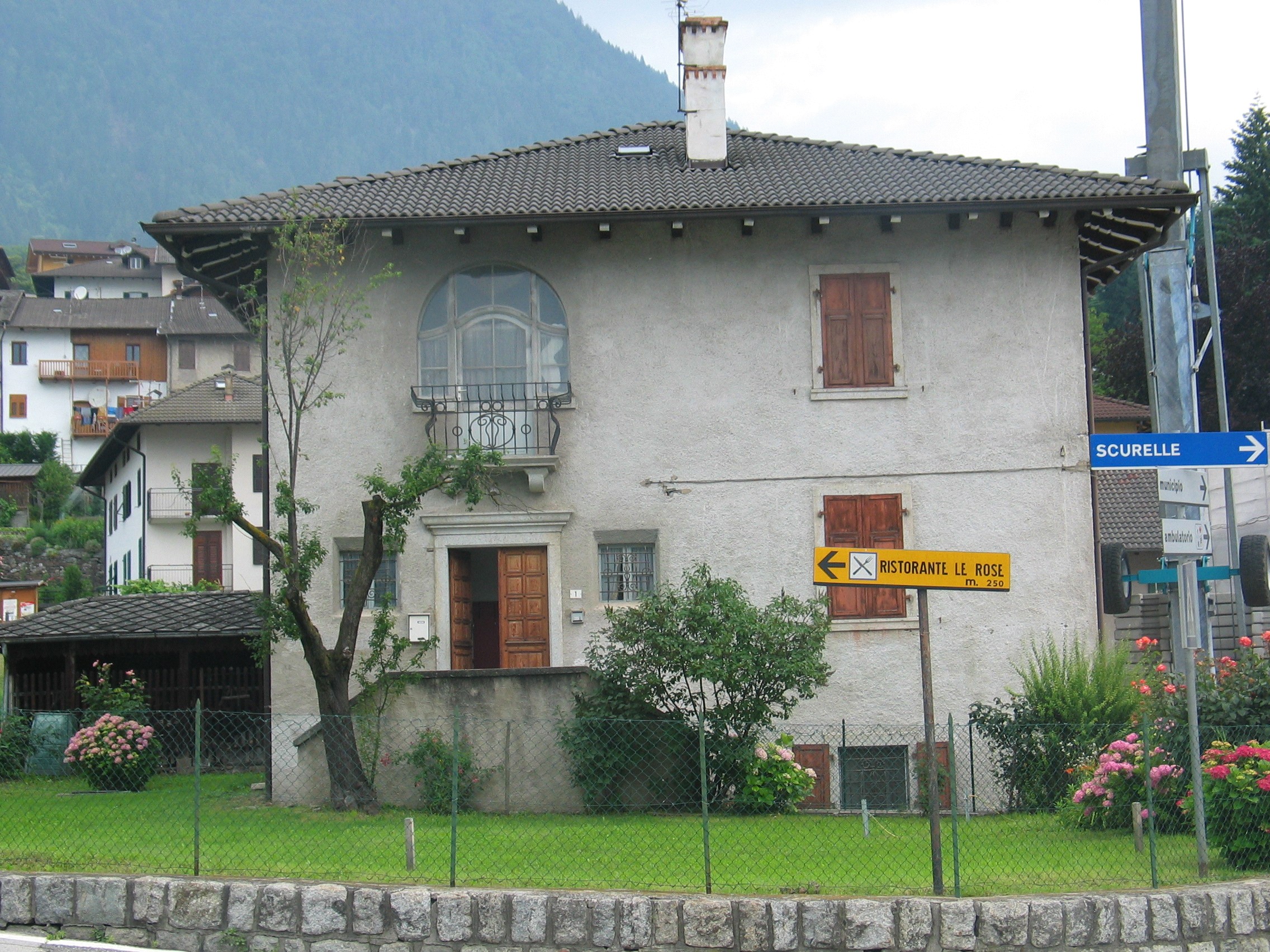Canonica su parte della p.ed. 127 CC. Carzano (CANONICA) - CARZANO (TN) 