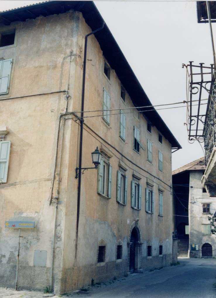 Canonica della parrocchia dei Ss. Gervasio e Protasio (CANONICA) - DENNO (TN) 